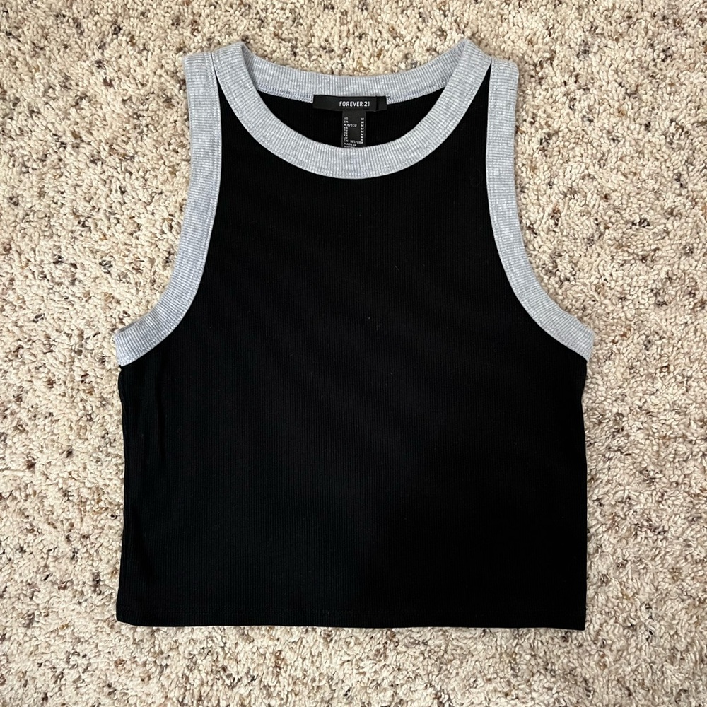 Forever 21 Women’s Ribbed Cropped Tank Top Grey & Black Size M